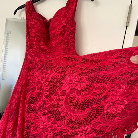 Super cute flirty dress for young lady! Prom or formal or Christmas party! - Picture 2 of 6